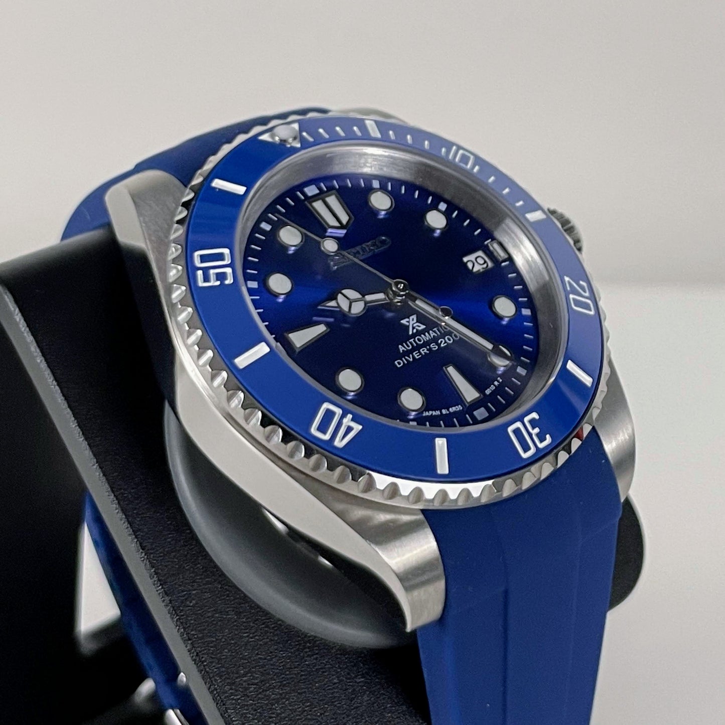Submariner Smurf With Splash of Seiko Styling - PS Watch Mods