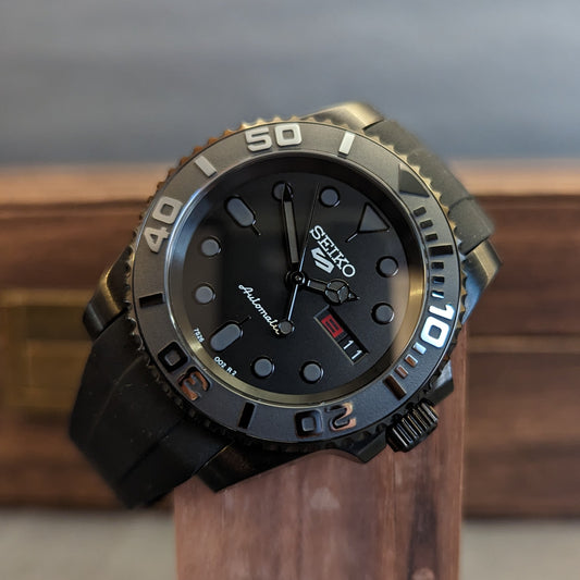 Seiko Mod Black Venom - PS Watch Mods