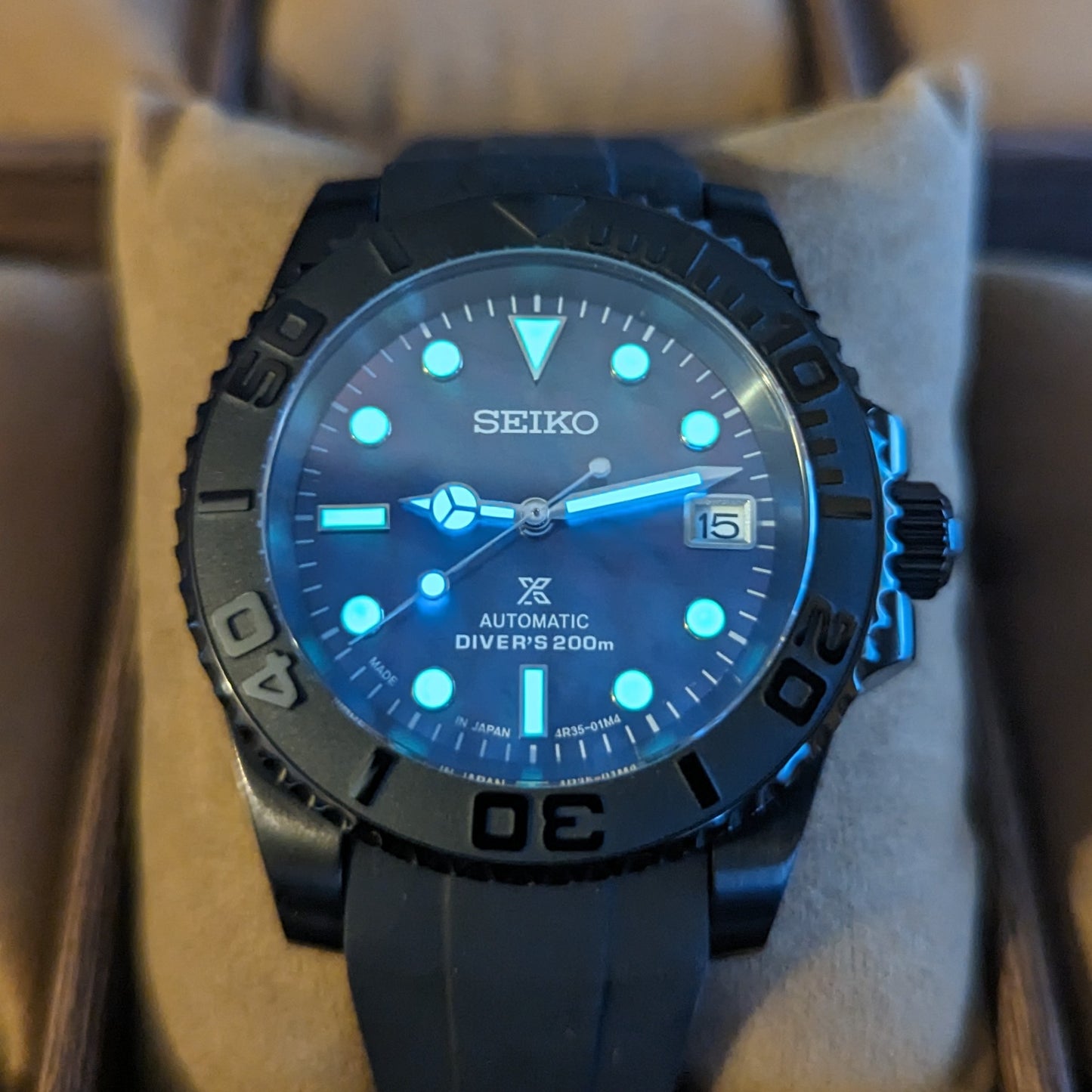 Seiko Mod Black Pearl - PS Watch Mods