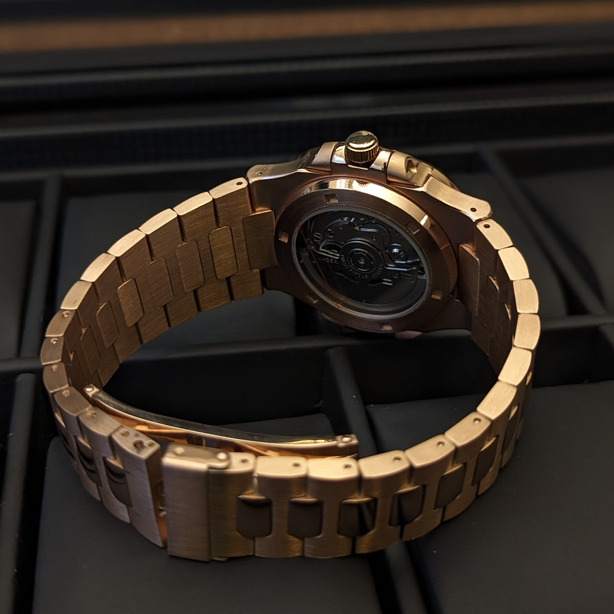 Nautova - Rose Gold Noir