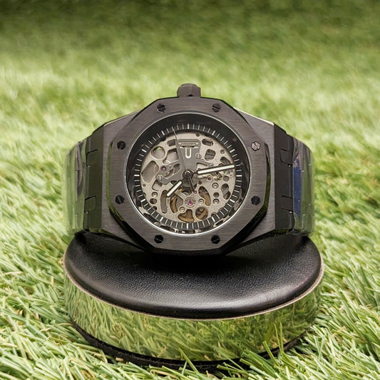 SeikOak Dark Knight | Minimalist