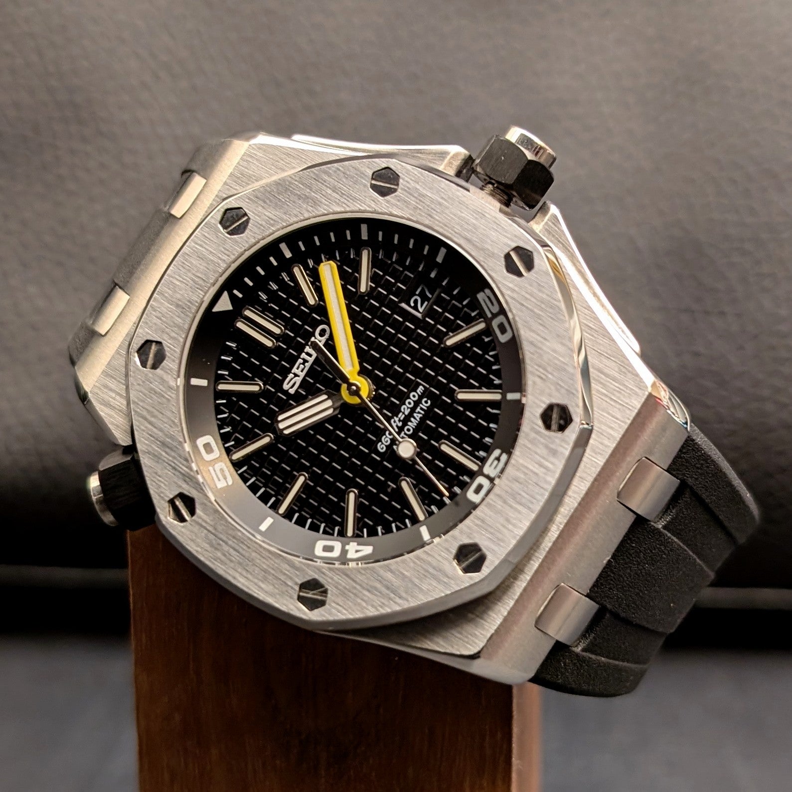 SeikOak Offshore Diver Homage - PS Watch Mods