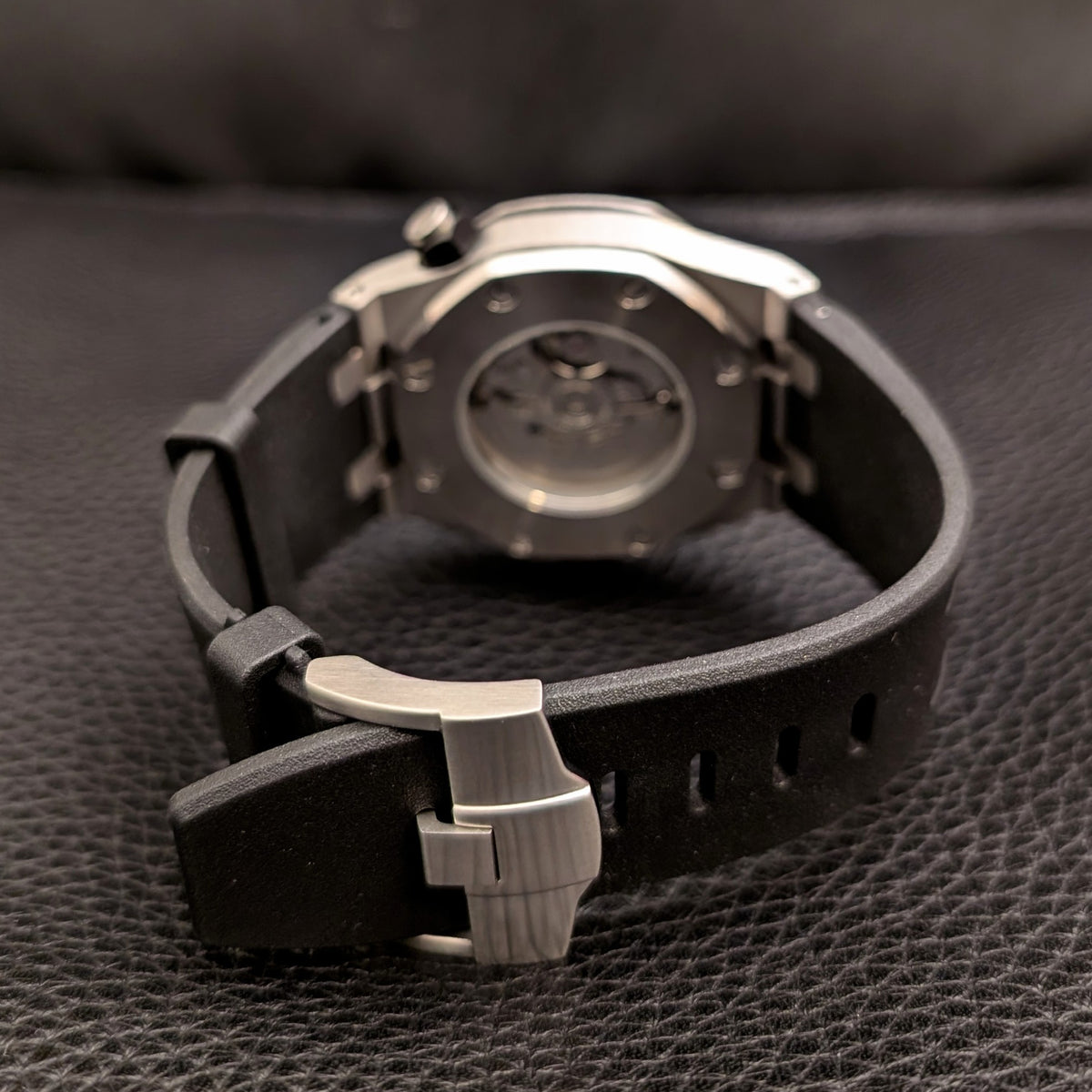 Octavia Offshore - Black Diver