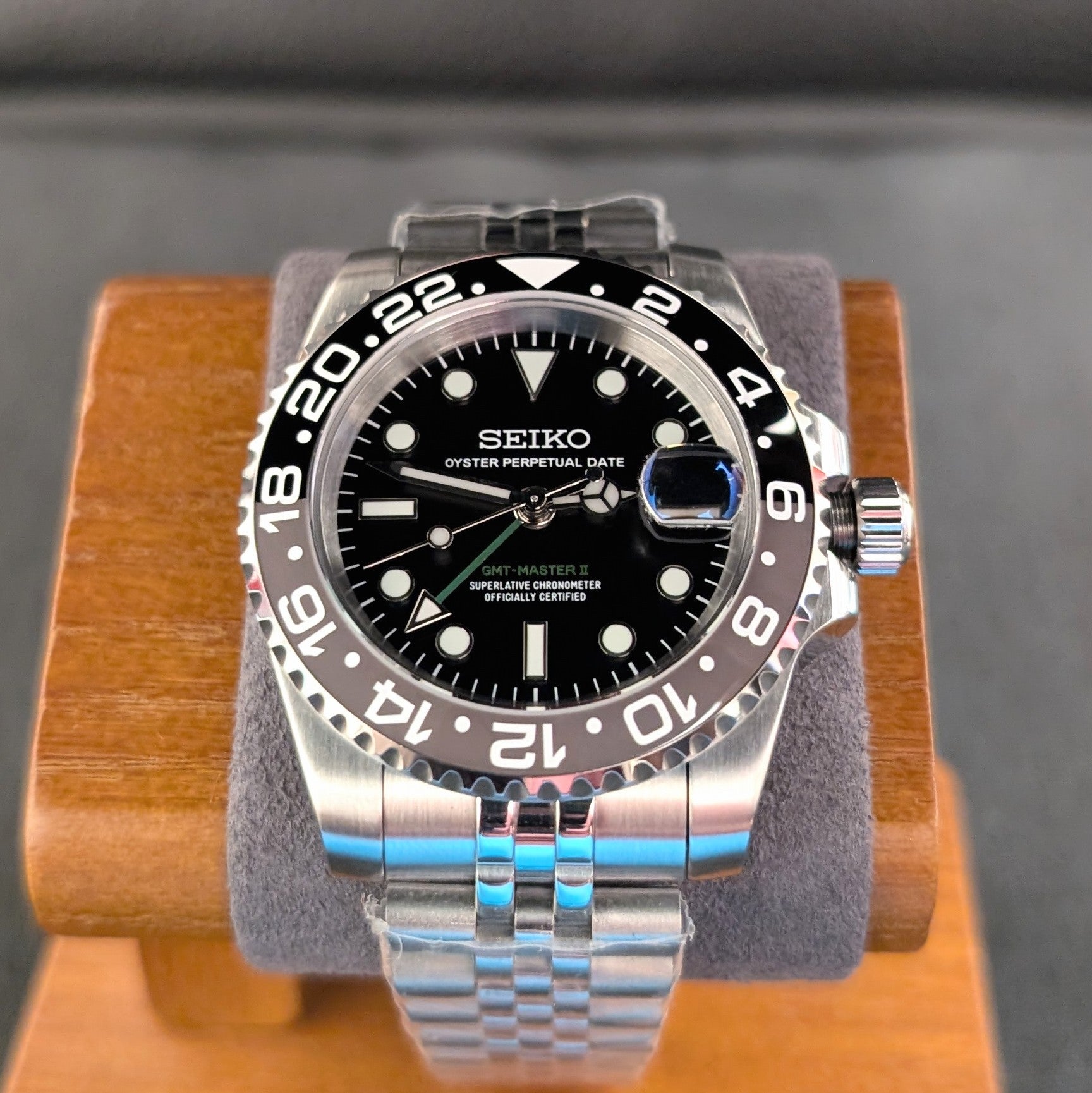 Bruce Wayne - GMT Master-ii Homage 2024 Model - PS Watch Mods