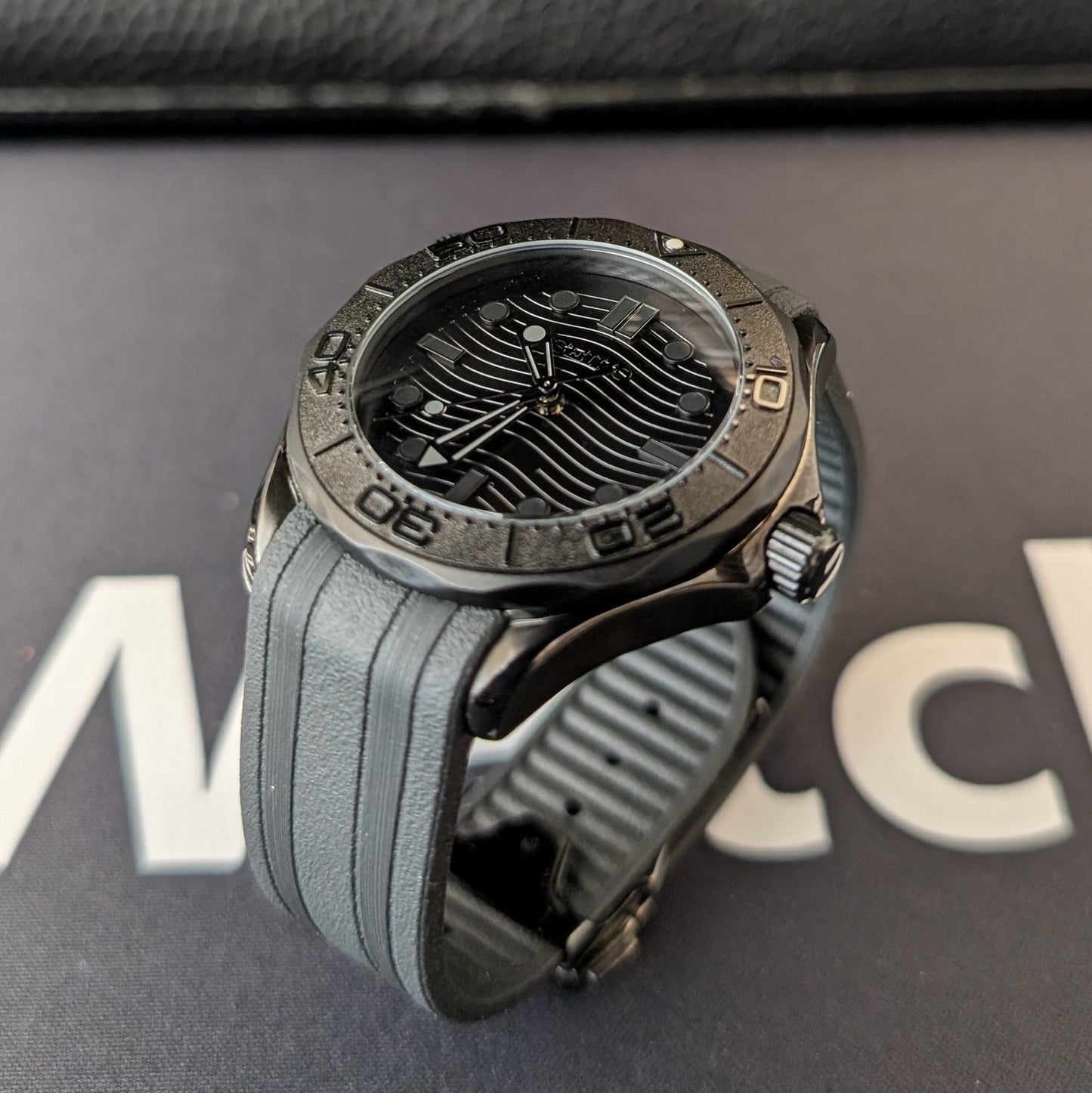 Seamaster 300 SMP StealthMaster Seiko Mod - PS Watch Mods