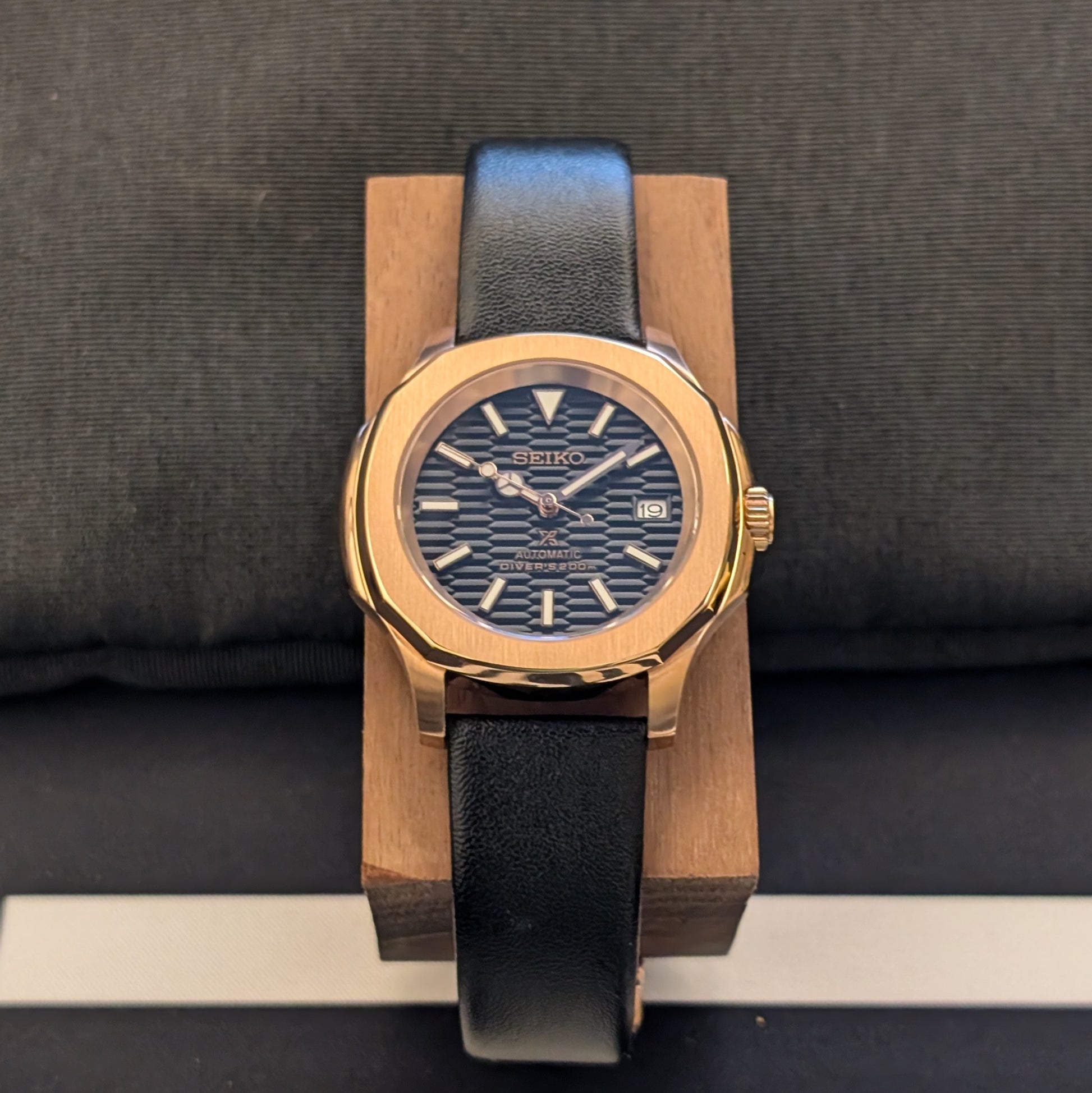 SeikoNaut Rose Gold Custom Mod - PS Watch Mods