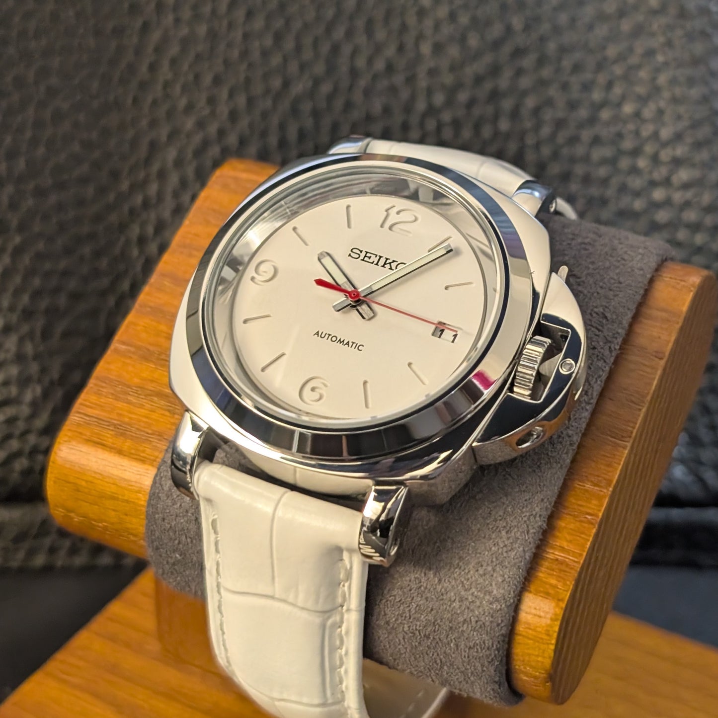 Luminor Arctic White – Custom Seiko Mod