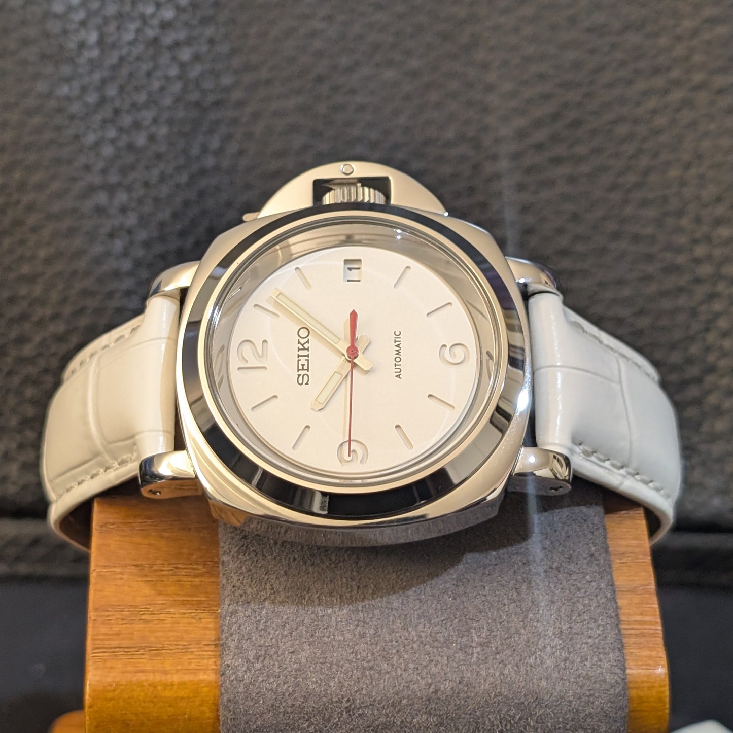 Luminor Arctic White – Custom Seiko Mod