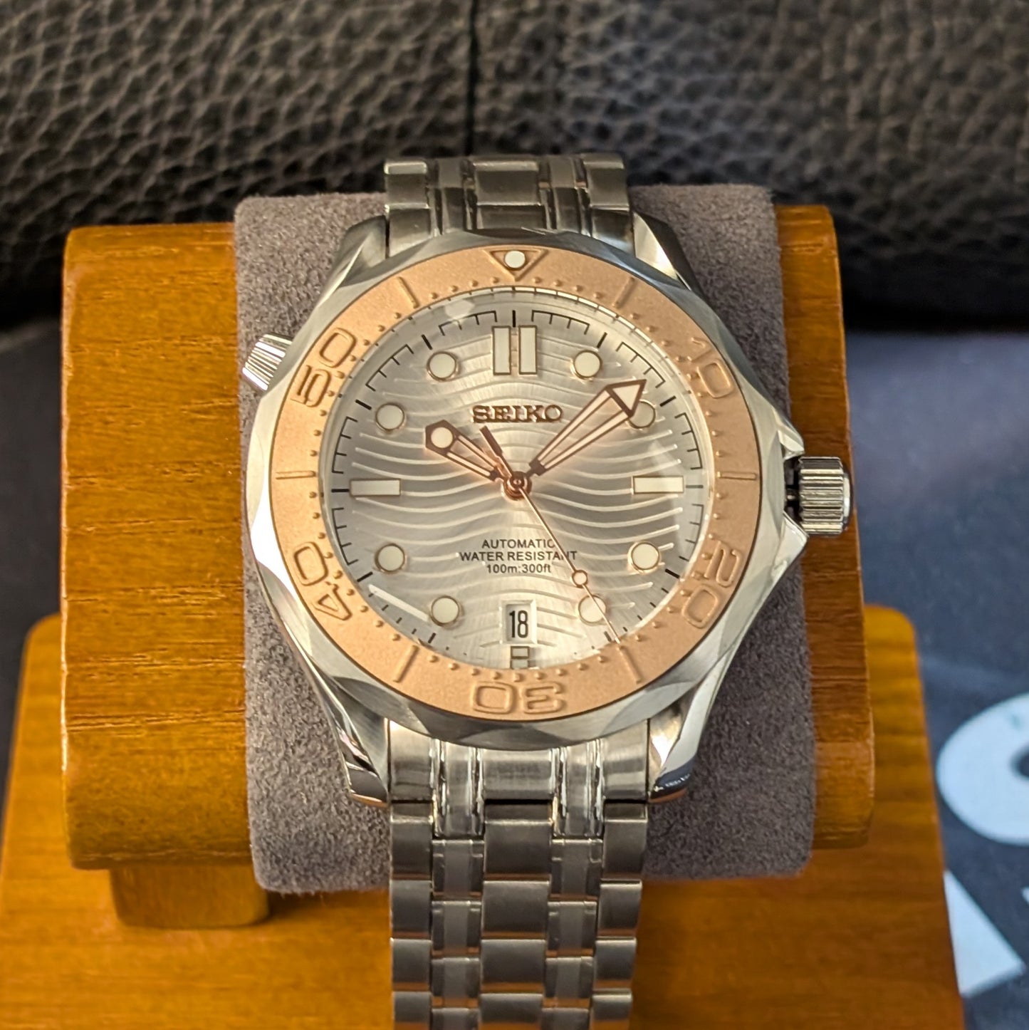 Seamaster 300 Homage - Rose Mist