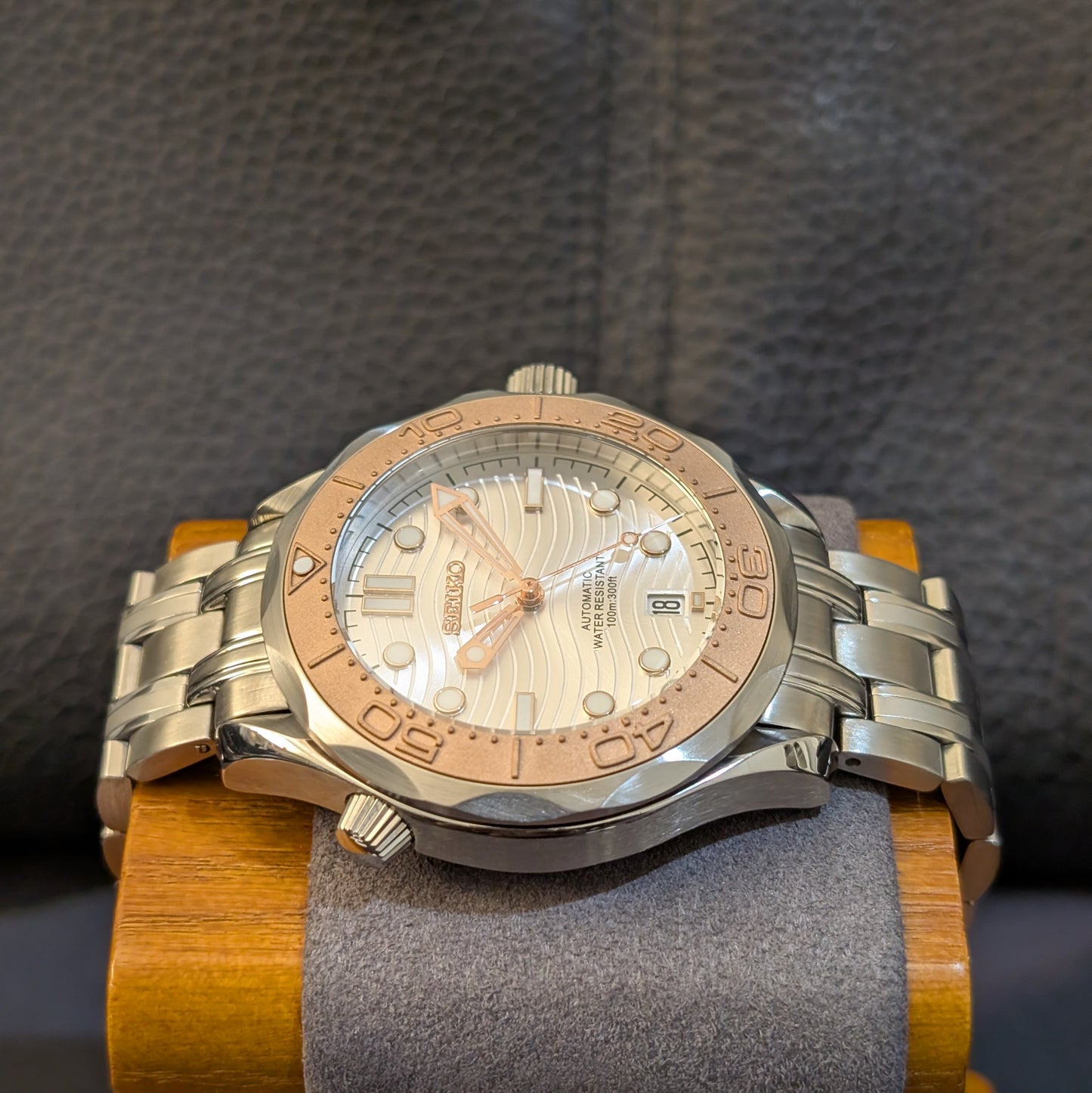 Seamaster 300 Homage - Rose Mist