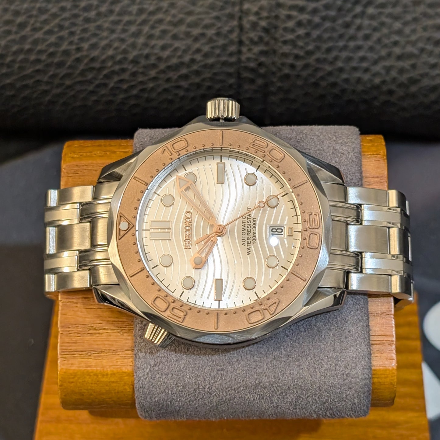 Seamaster 300 Homage - Rose Mist