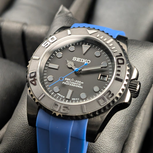 Dark Knight Blueline – Automatic Seiko Mod