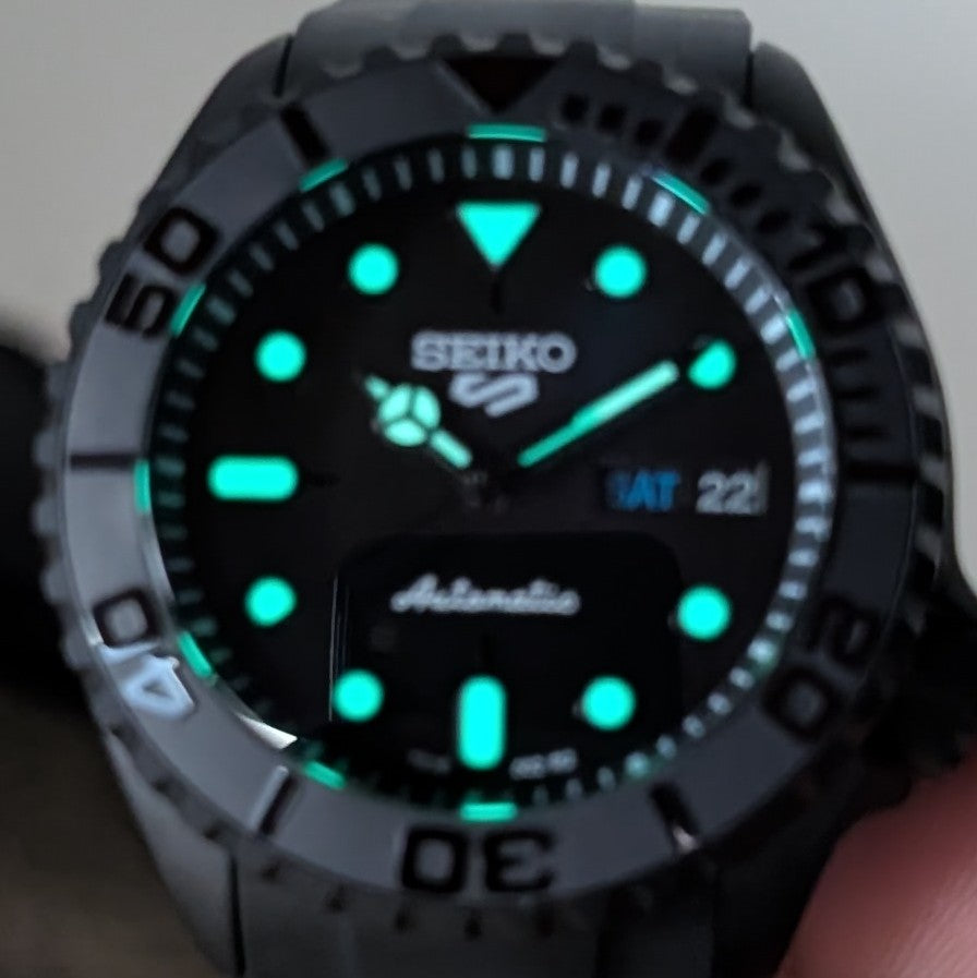 Stealth SKX Seiko Custom Mod