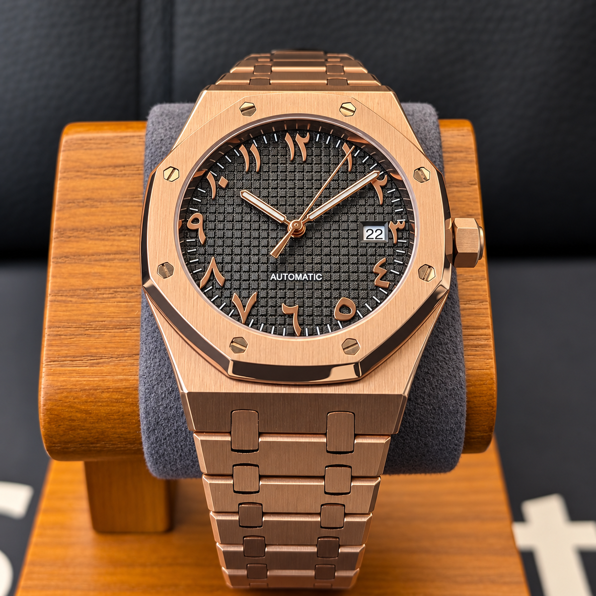 Octavia Rose Gold Arabic
