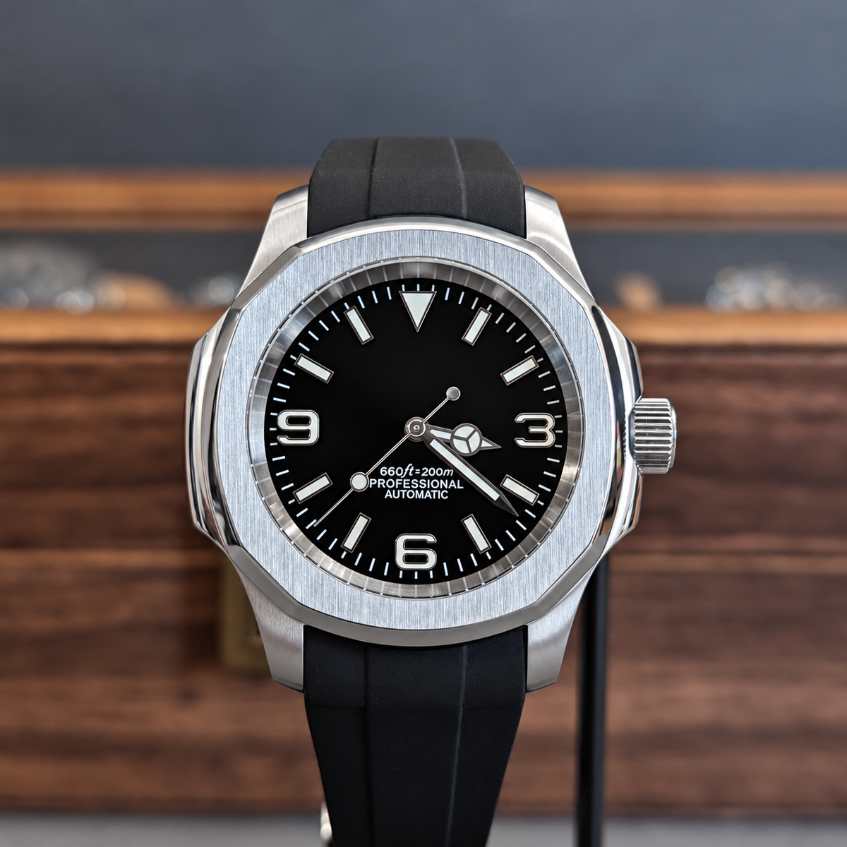 Aquanova Silver Shadow