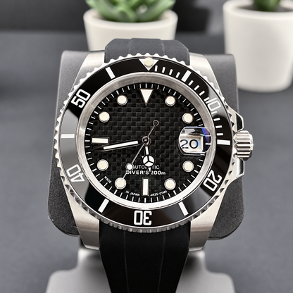 Submarin Carbon Black