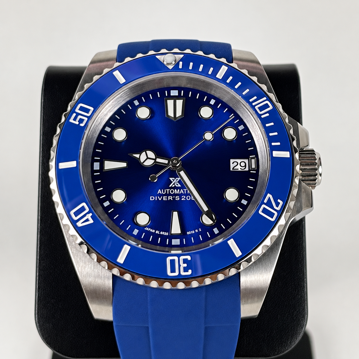 Submarin Electric Blue