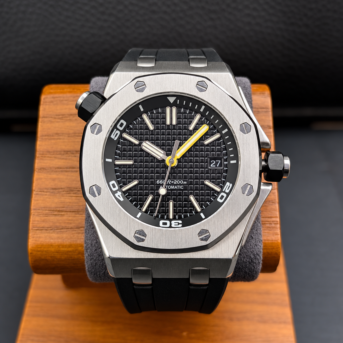 Octavia Offshore  - Black Diver