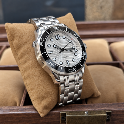 Seamaster - White Ocean