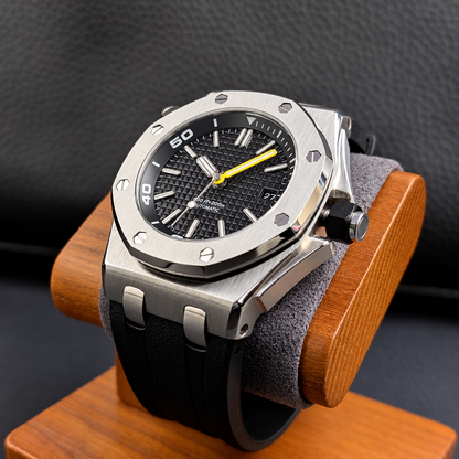 Octavia Offshore  - Black Diver