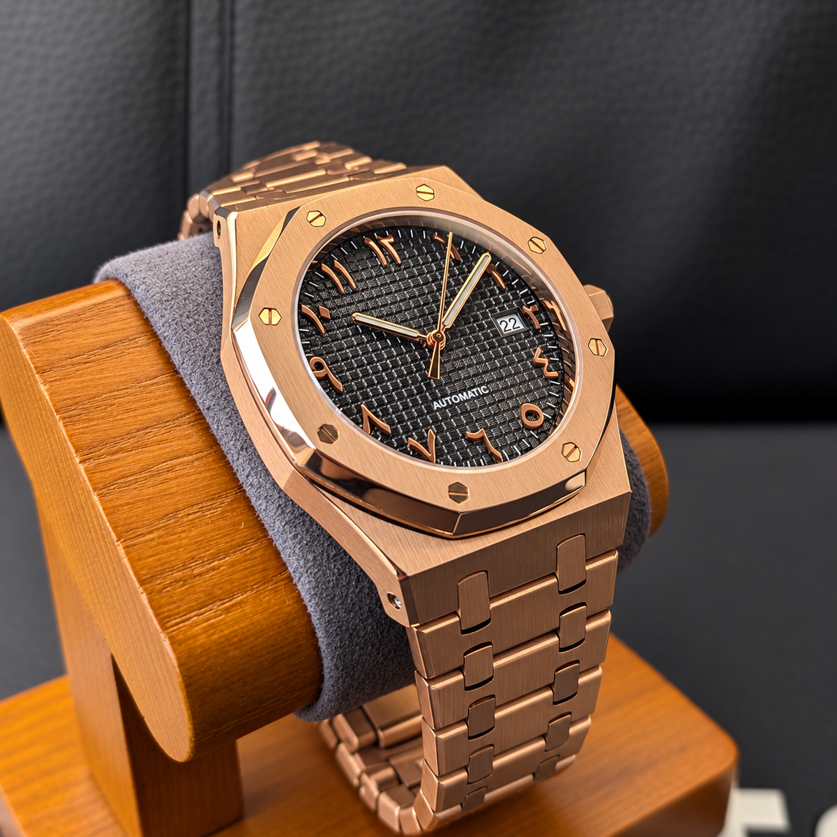 Octavia Rose Gold Arabic