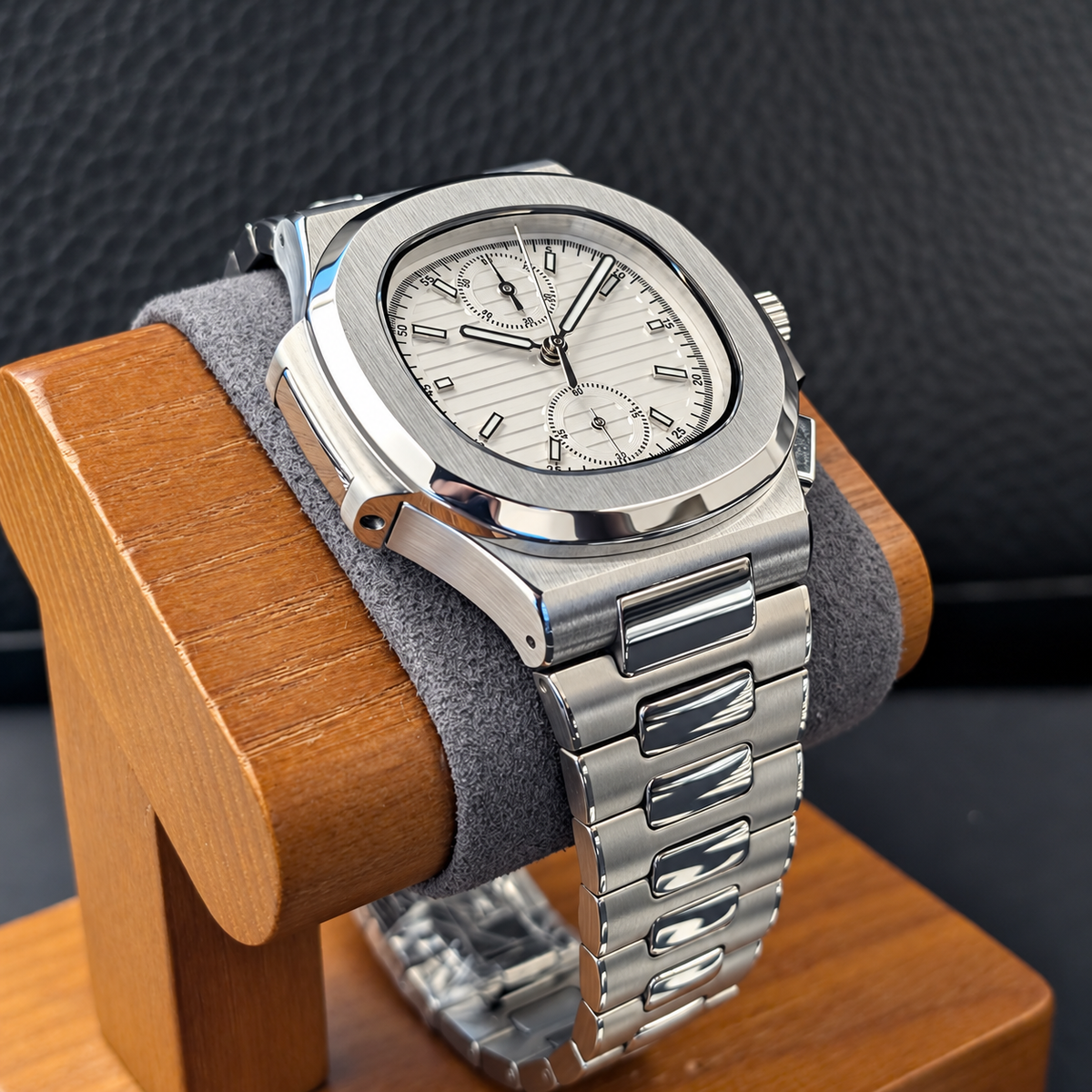 Nautova - Silver Chrono
