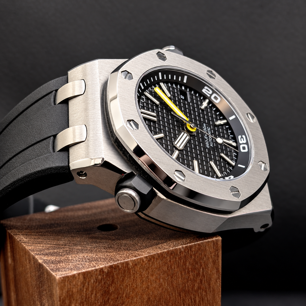 Octavia Offshore  - Black Diver