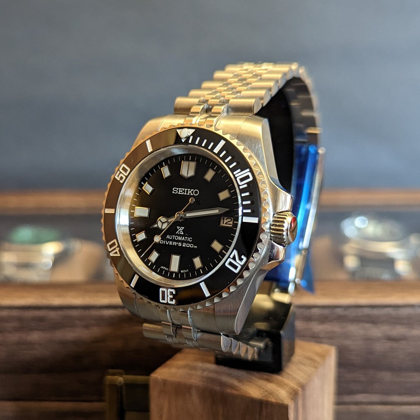 Classic Submariner With Splash of Seiko Style - PS Watch Mods