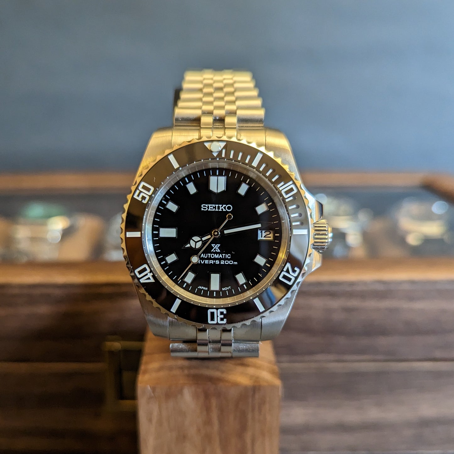 Classic Submariner With Splash of Seiko Style - PS Watch Mods