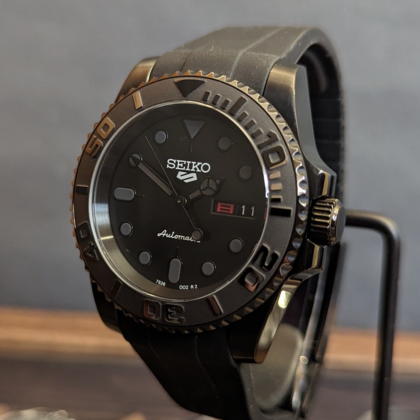 Seiko Mod Black Venom - PS Watch Mods