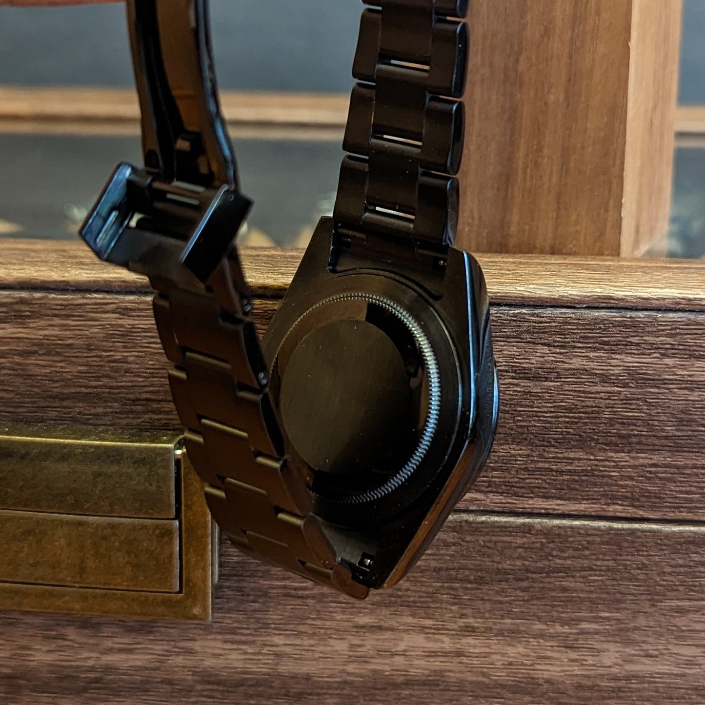 Von Milgaus inspirierter Mod | Unauffälliger schwarzer Look | Kostenloser weltweiter Versand