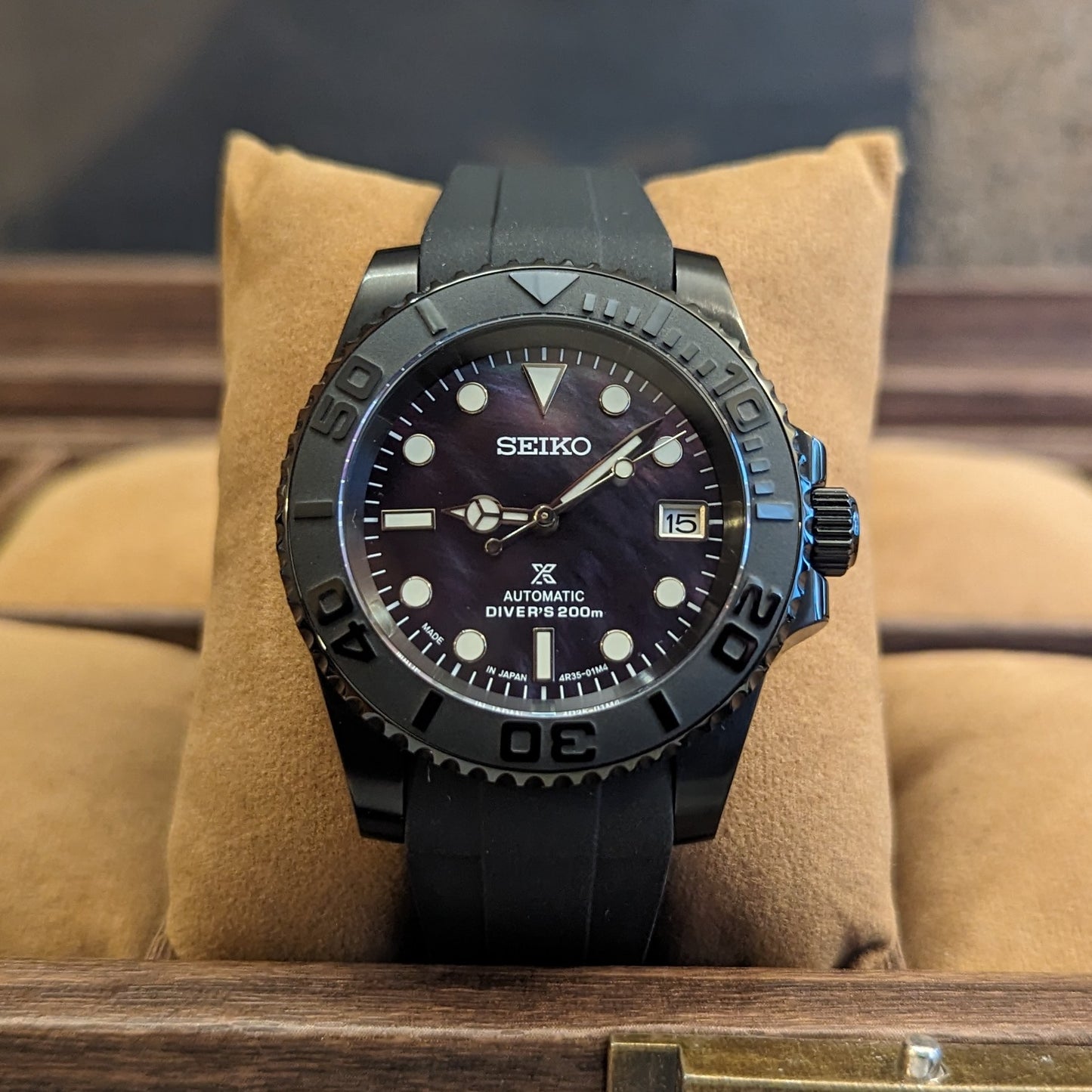 Seiko Mod Black Pearl - PS Watch Mods