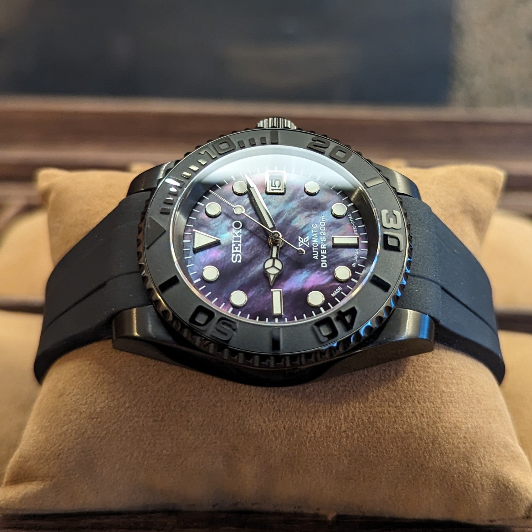 Seiko Mod Black Pearl - PS Watch Mods
