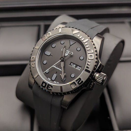 Black Venom 02 – Day Date Seiko Mod