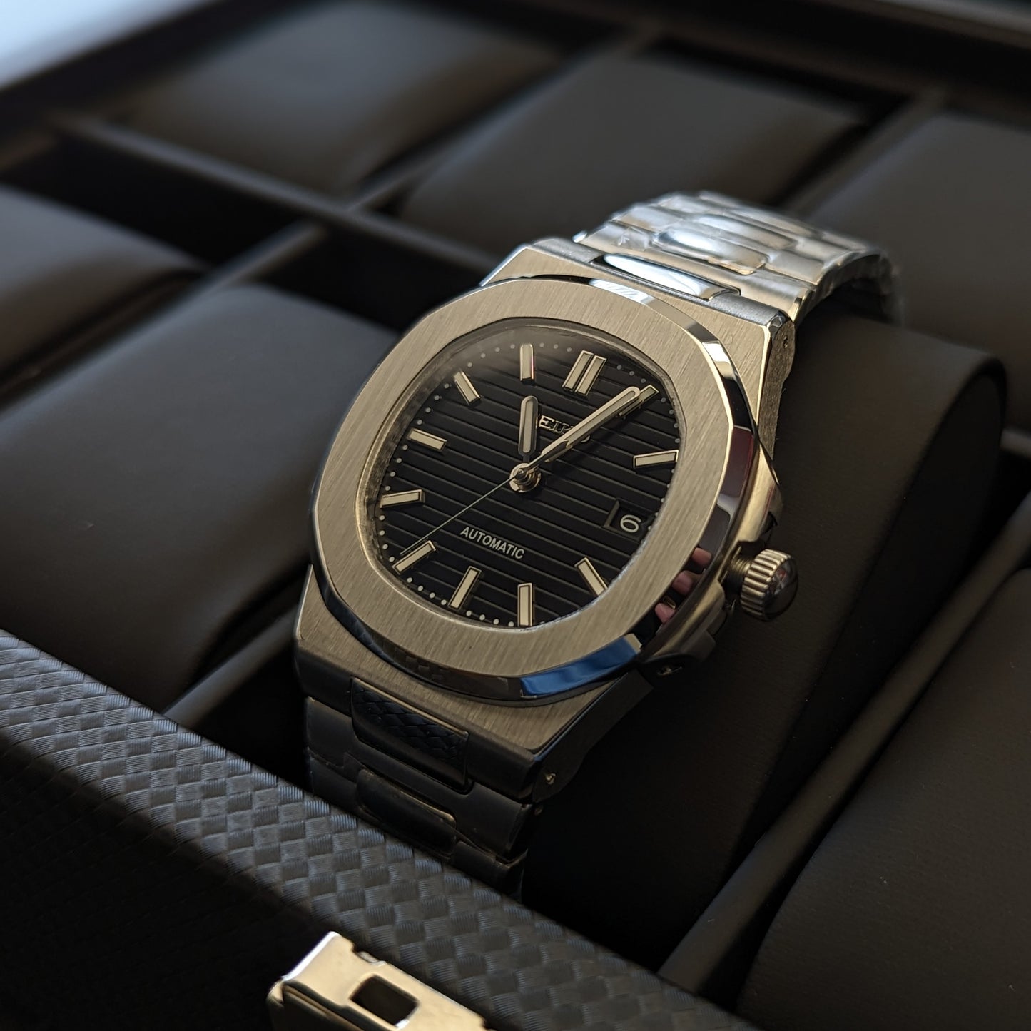 SeikoNaut Black Dial - PS Watch Mods