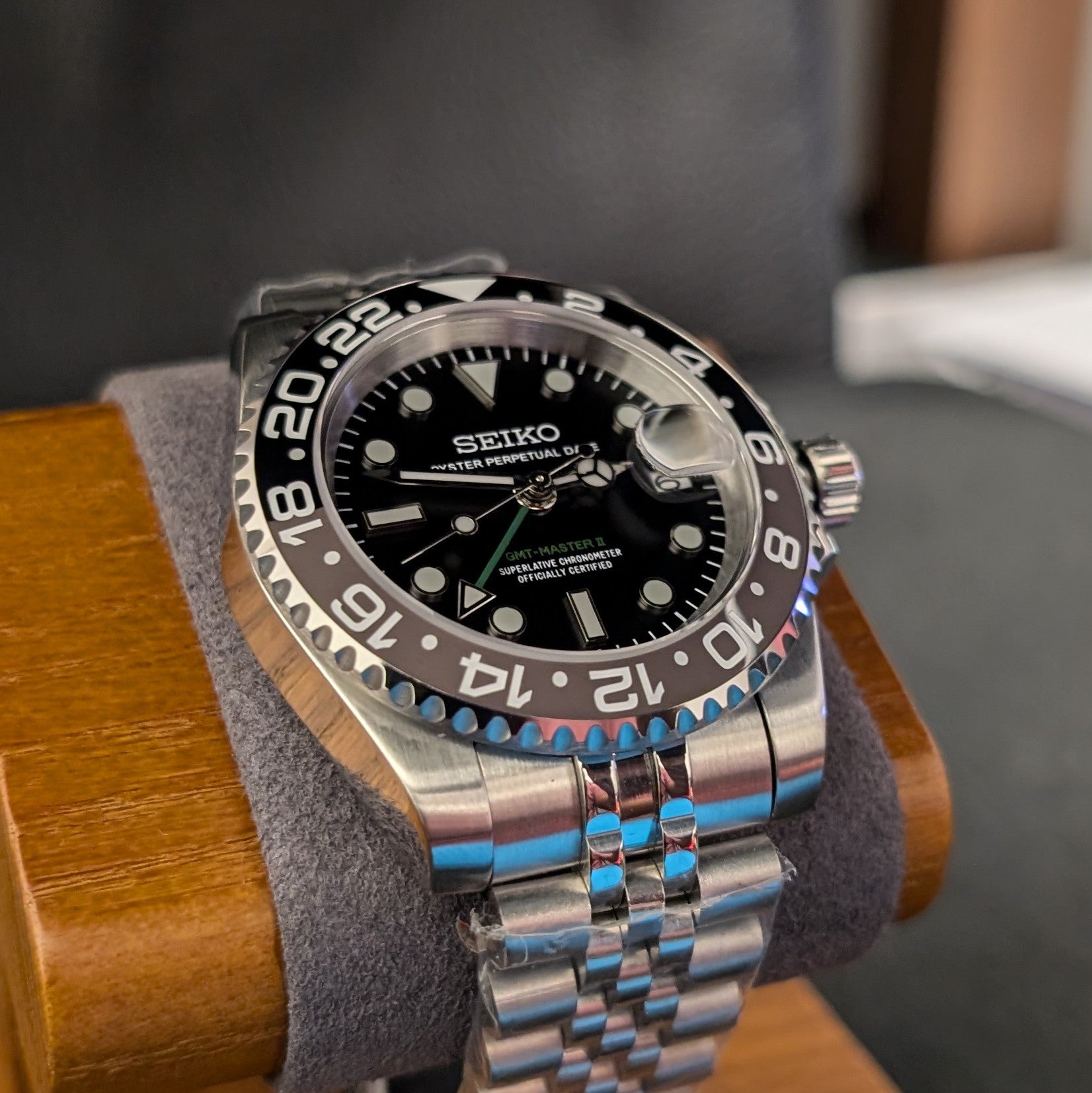 Bruce Wayne - GMT Master-ii Homage 2024 Model - PS Watch Mods