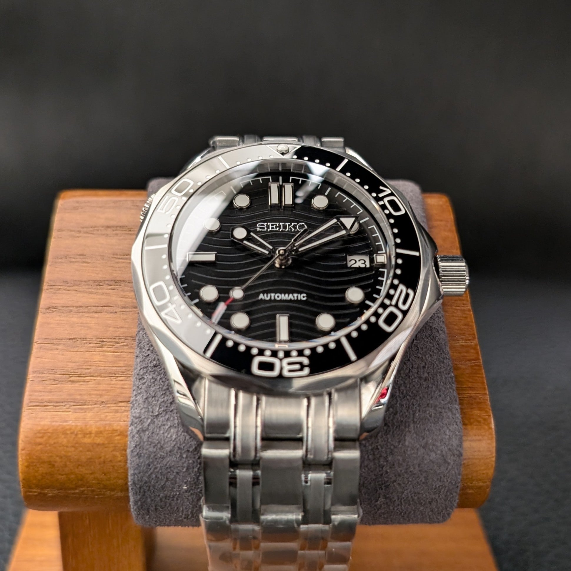 Seamaster 300 Seiko Mod James Bond tribute - PS Watch Mods