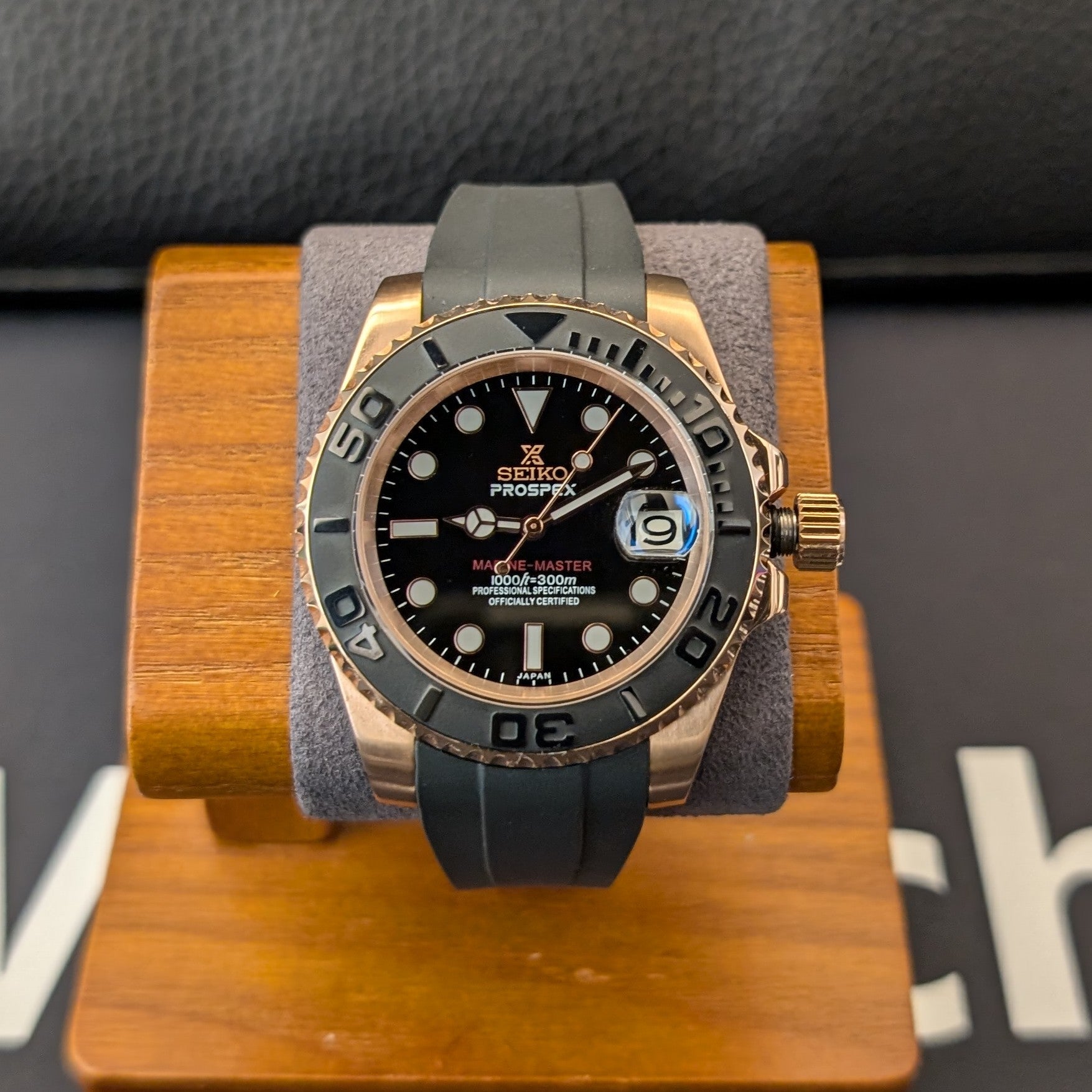 Classic Rose Gold Yachtmaster 02 - PS Watch Mods