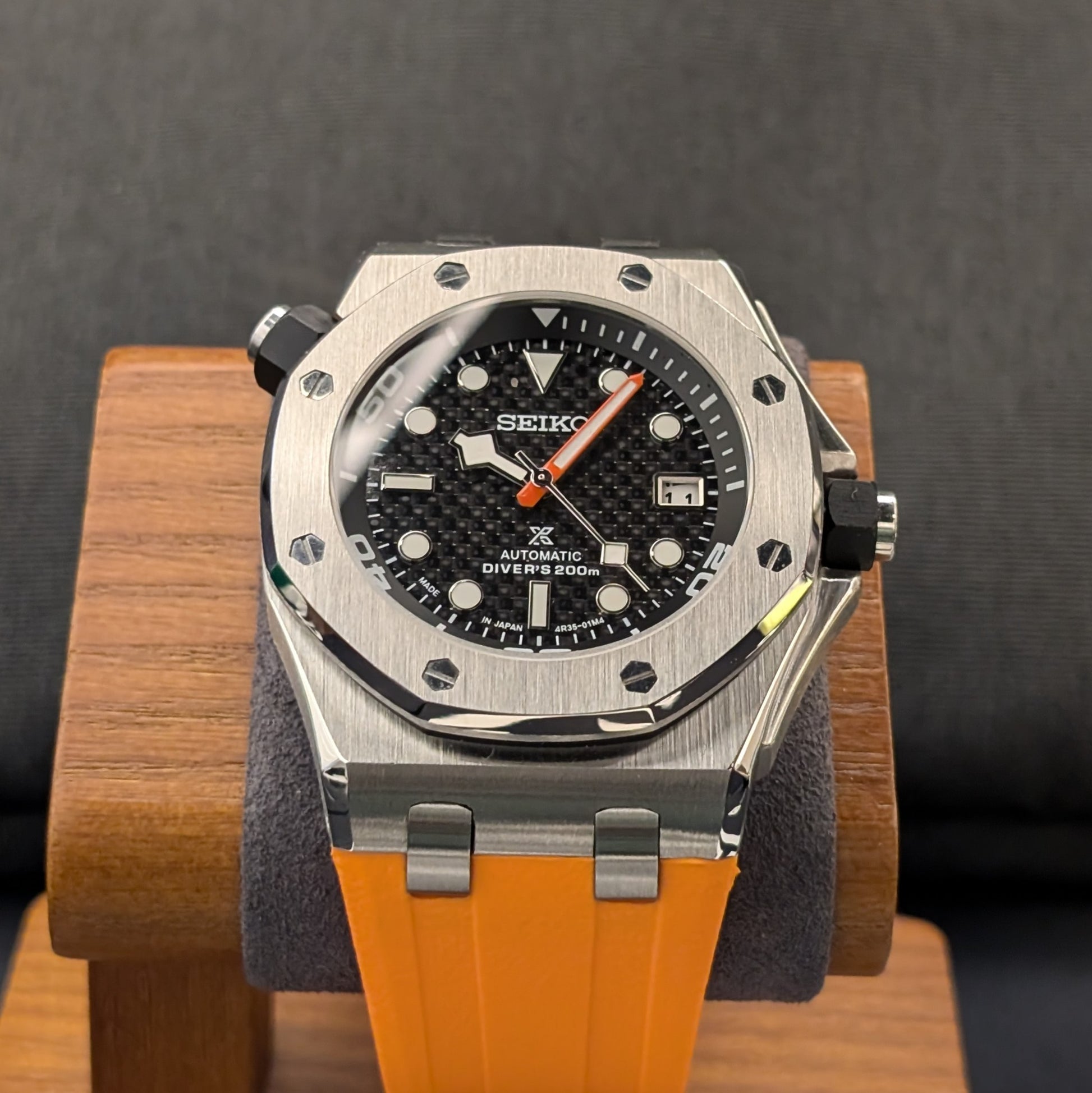 SeikOak Offshore Diver Sunburst orange Custom - PS Watch Mods
