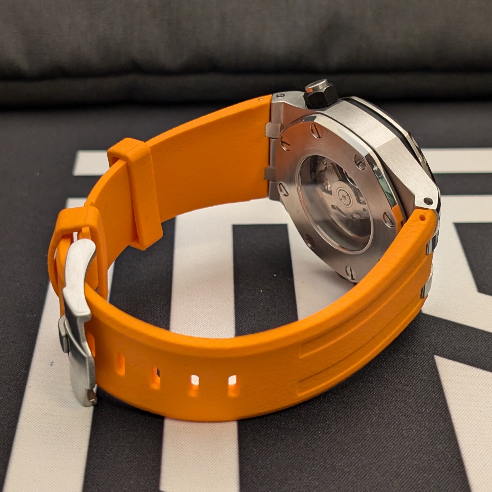 SeikOak Offshore Diver Sunburst orange Custom - PS Watch Mods