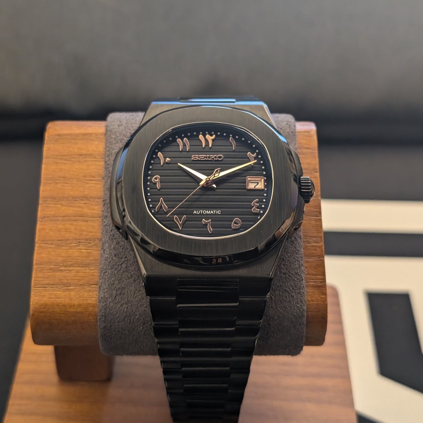 SeikoNaut Dark Knight Arabic Dial - PS Watch Mods