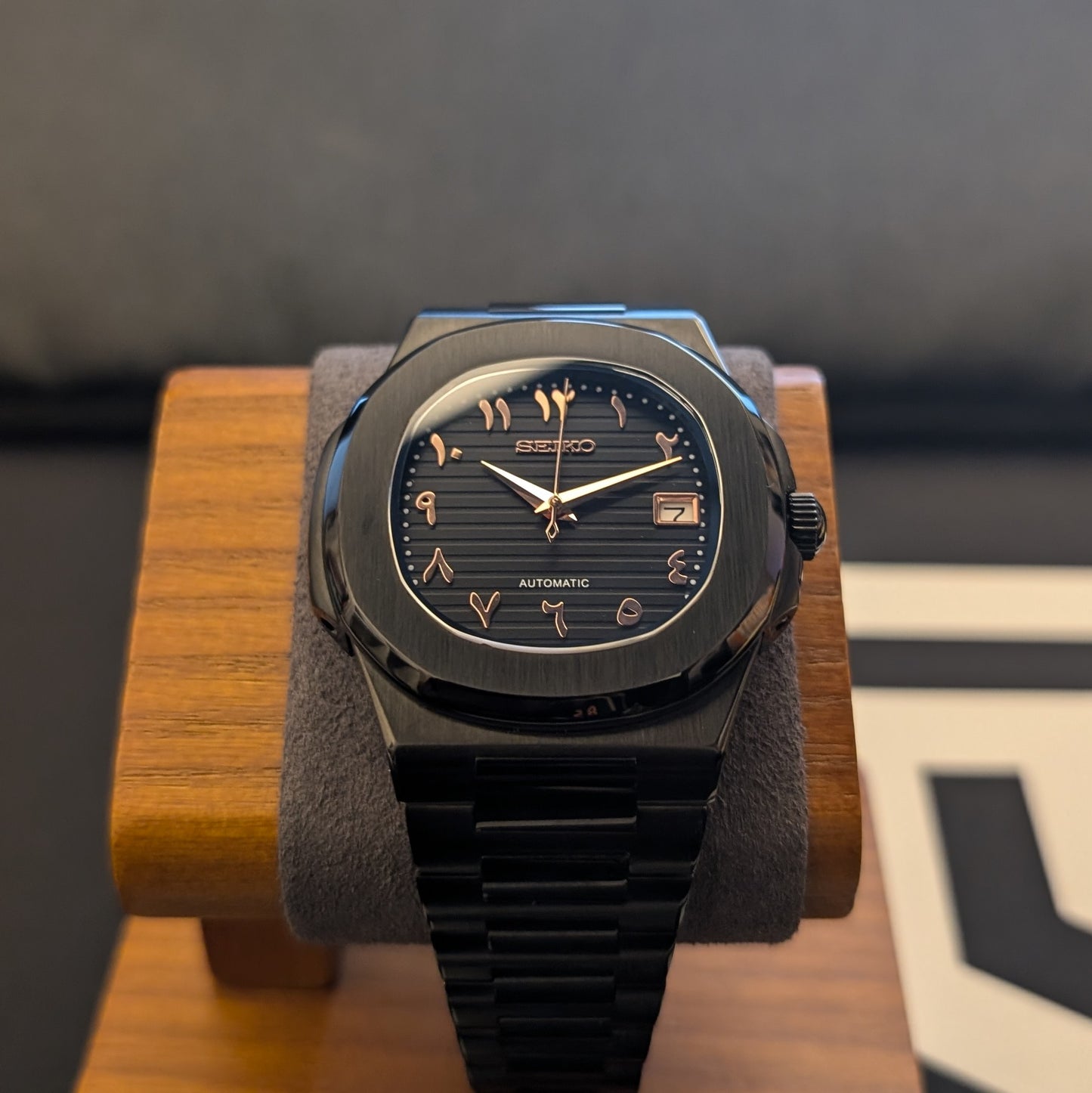 SeikoNaut Dark Knight Arabic Dial - PS Watch Mods