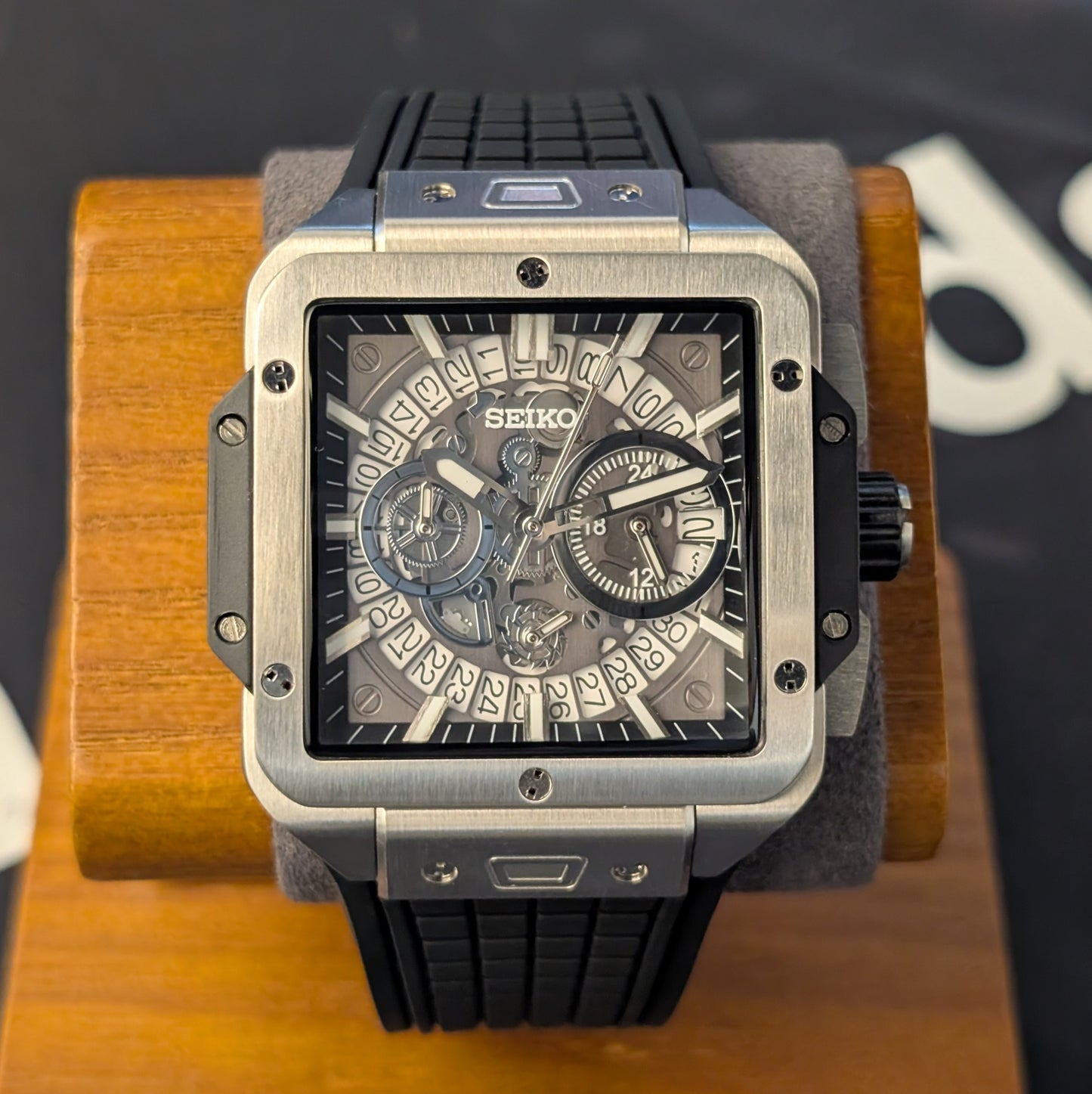 Square Bang Unico Homage – VK63 Chronograph Seiko Mod | Free Worldwide Shipping