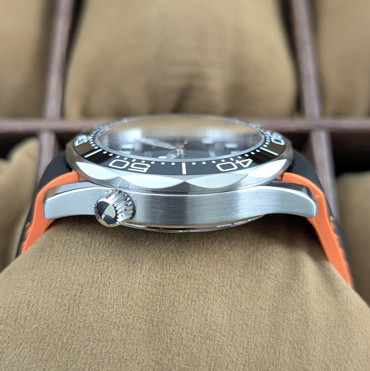 Seamaster - Blackwave Orange