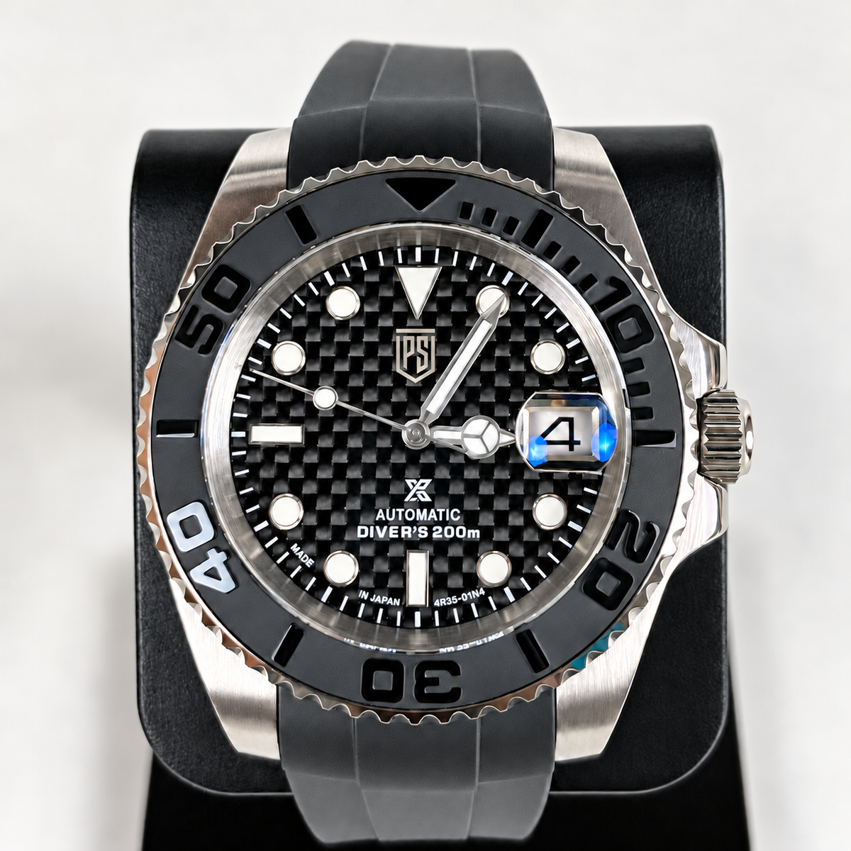 Yachty Stealth Carbon