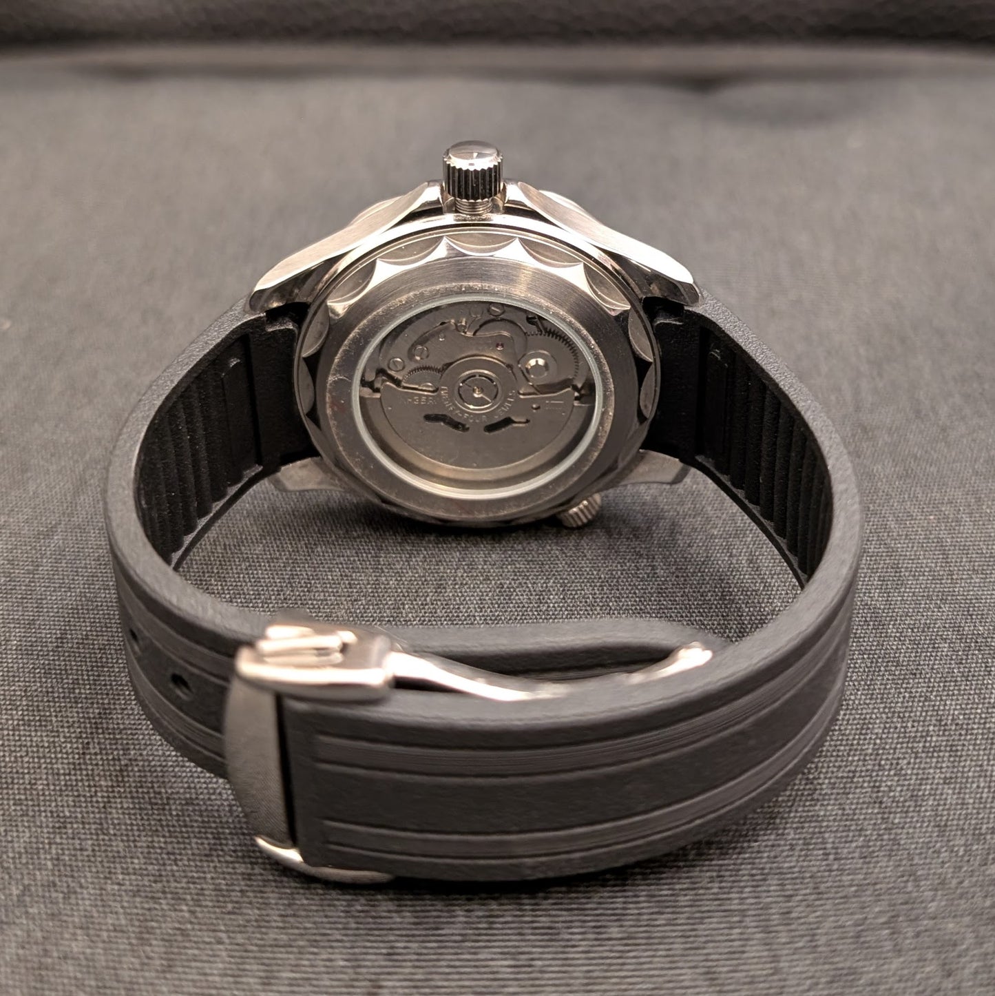 Seamaster 300 Seiko Mod James Bond Tribut weißes Zifferblatt